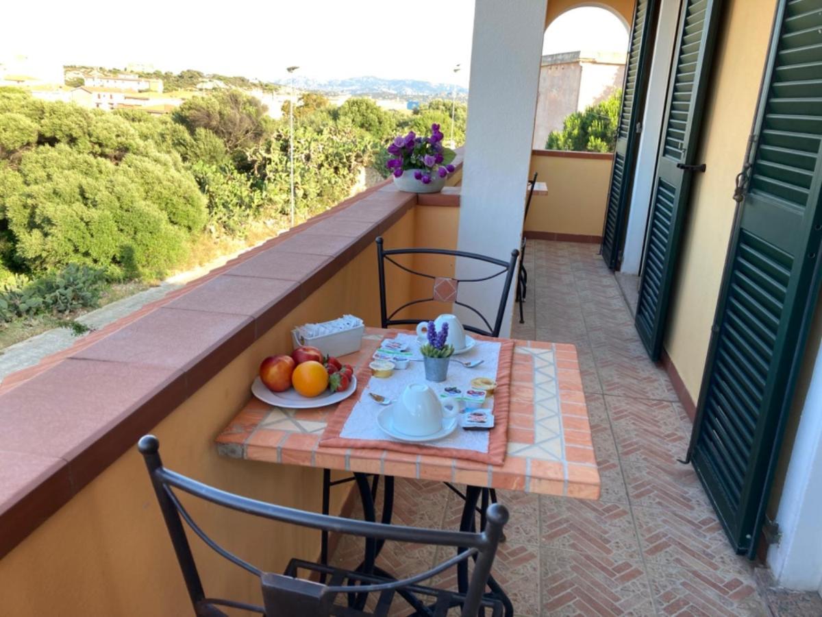 Villa le Bougainvillea La Maddalena  Esterno foto