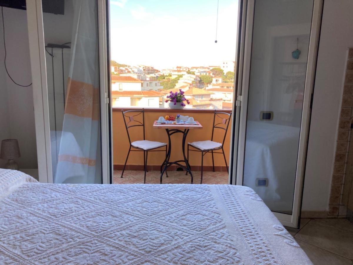 Villa le Bougainvillea La Maddalena  Esterno foto