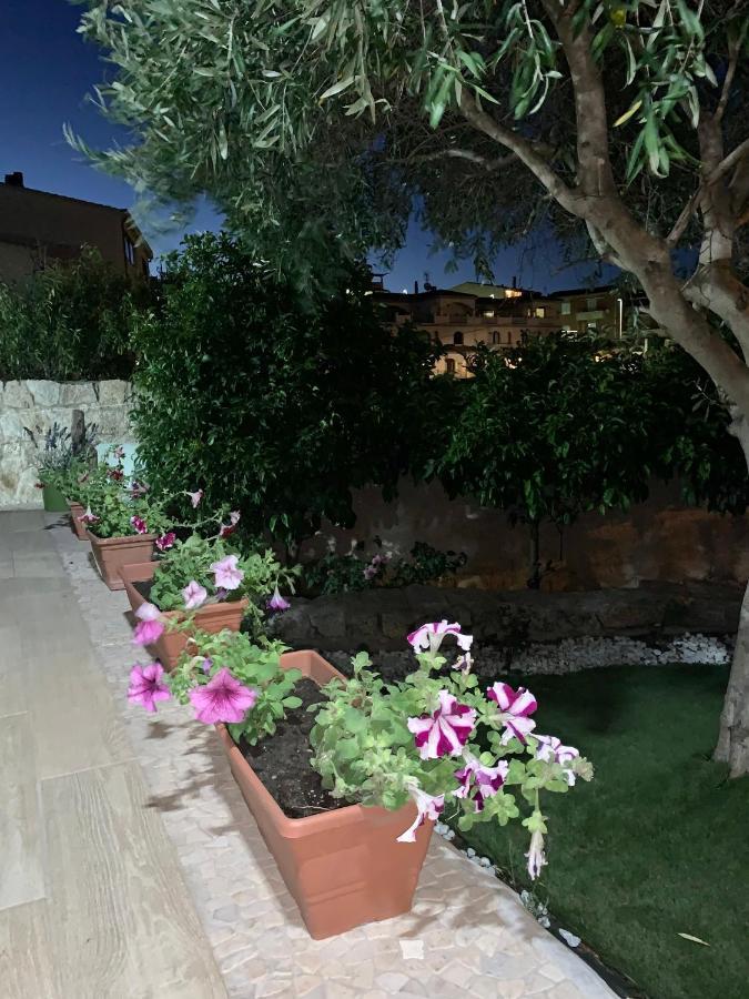 Villa le Bougainvillea La Maddalena  Esterno foto