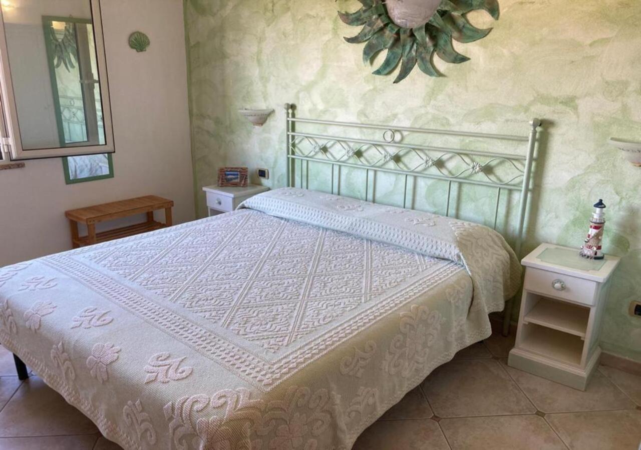 Villa le Bougainvillea La Maddalena  Esterno foto
