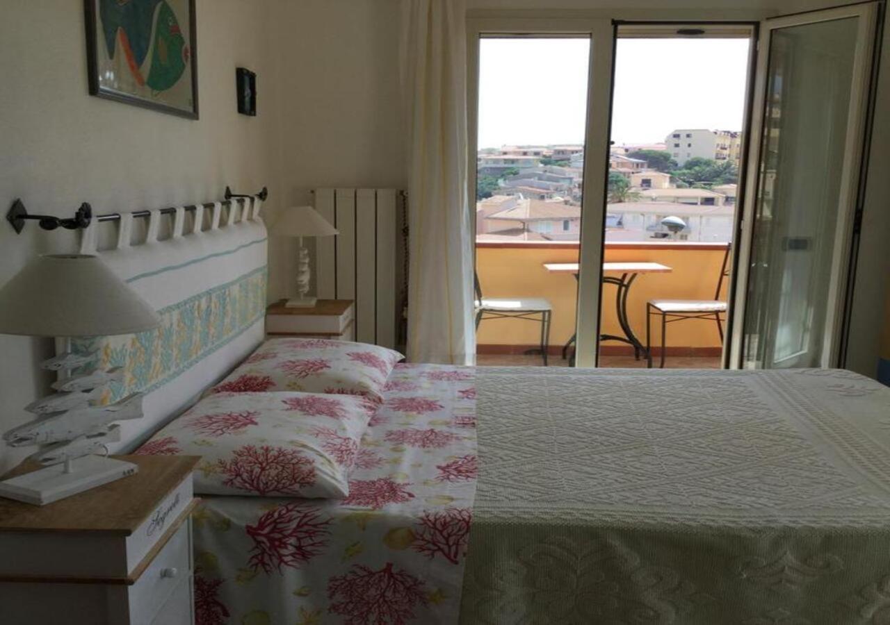 Villa le Bougainvillea La Maddalena  Esterno foto