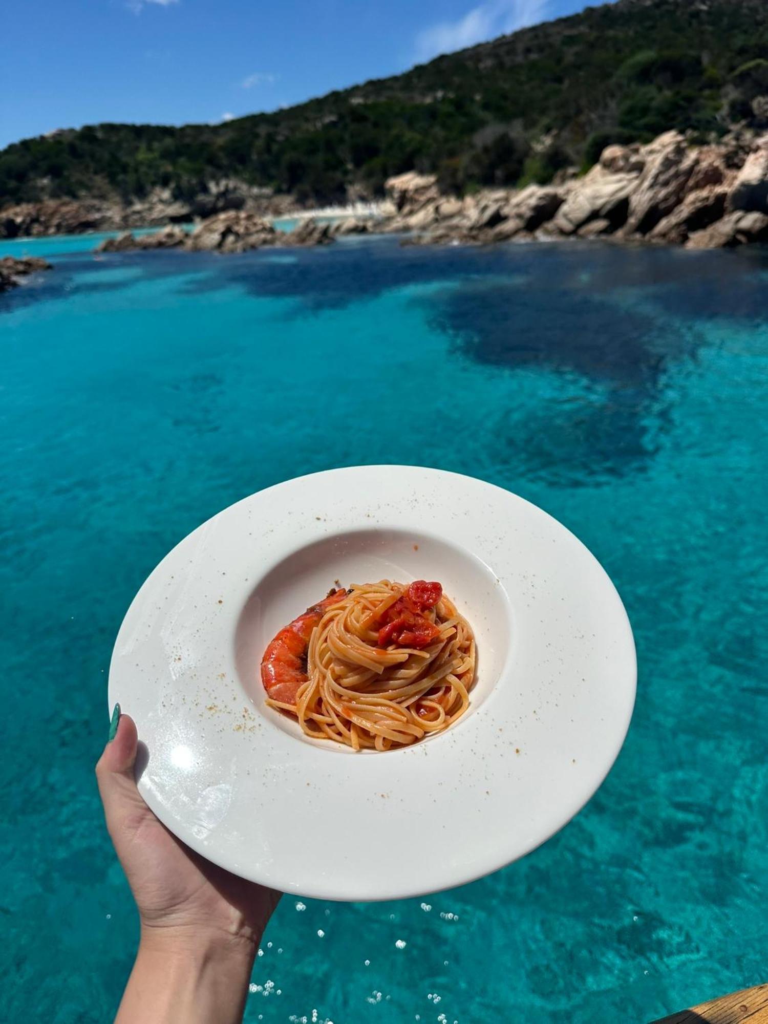 Villa le Bougainvillea La Maddalena  Esterno foto