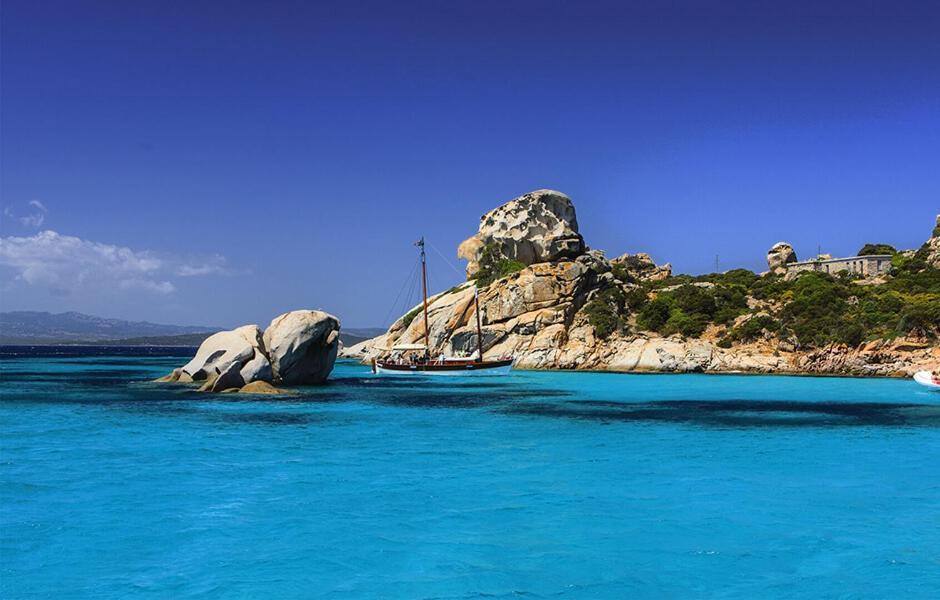 Villa le Bougainvillea La Maddalena  Esterno foto